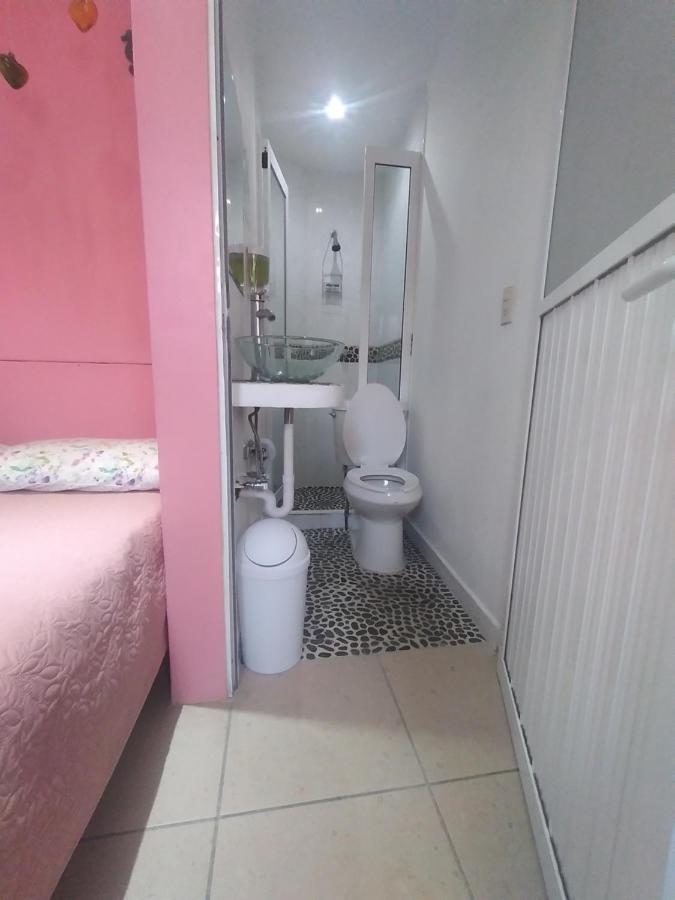 Hospedaje Casa Verde เตโปซตลัน ภายนอก รูปภาพ